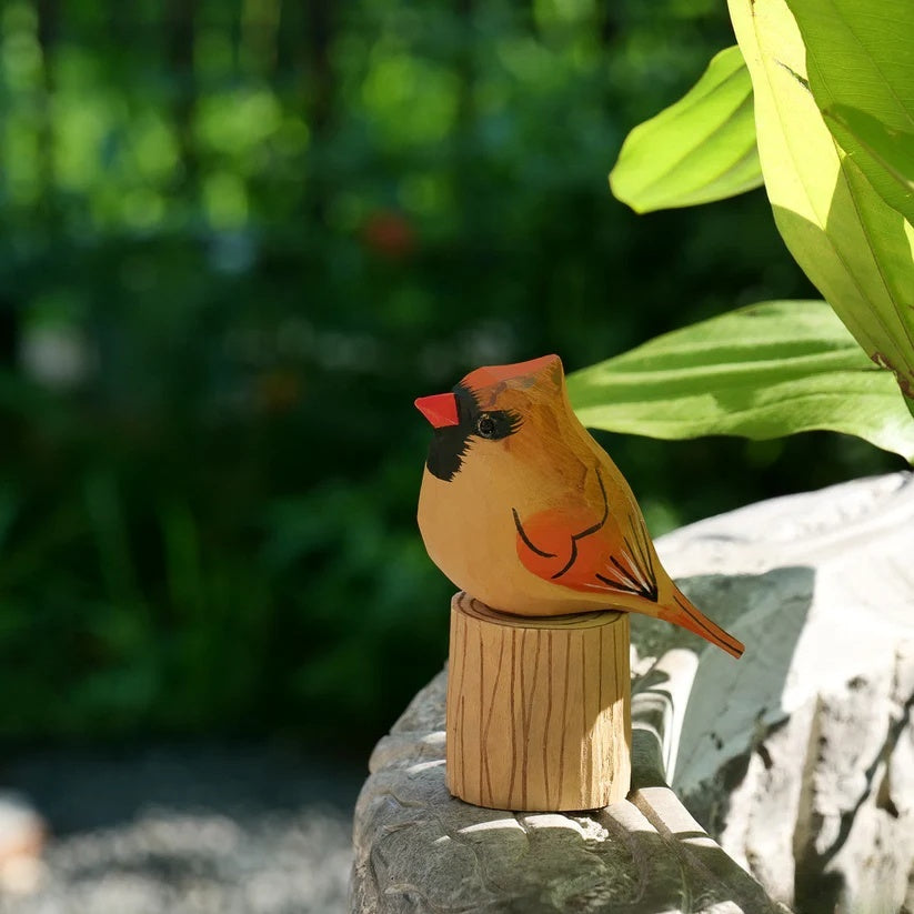 Female Cardinal + Stand